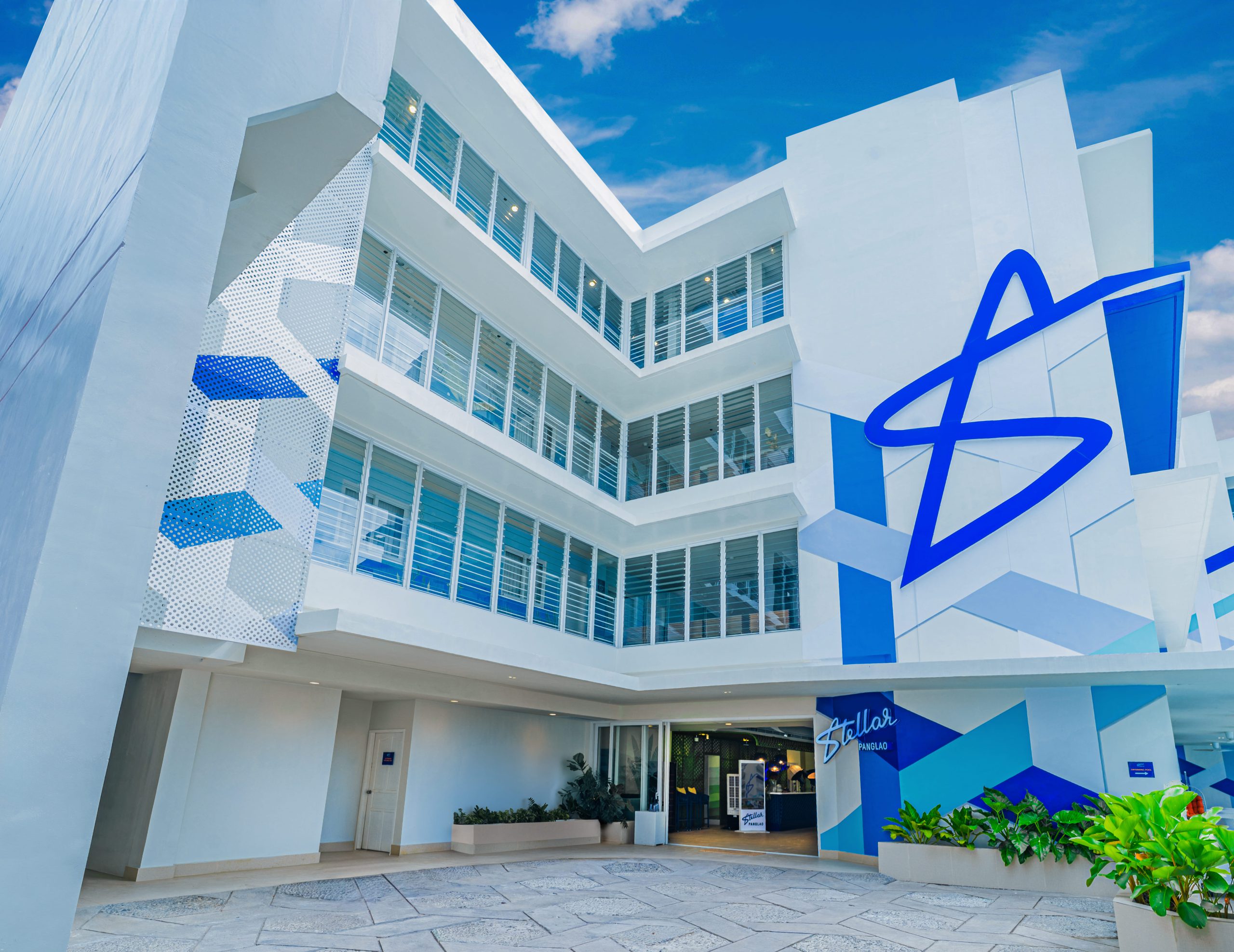 Read more about the article Go-to Spots for a Picture-Perfect Stellar Panglao Vacation 